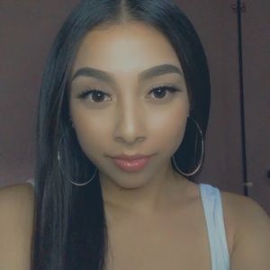Meet your Posher, Yuli